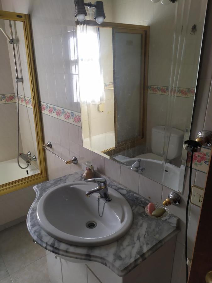 Habitacion Privada Triple Толедо Екстер'єр фото