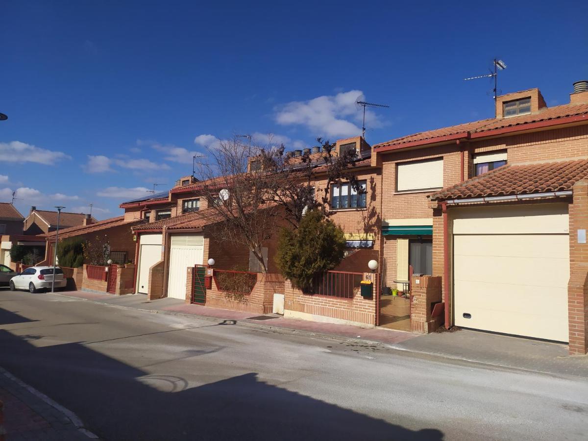 Habitacion Privada Triple Толедо Екстер'єр фото