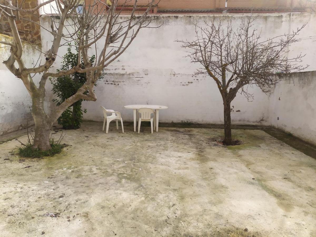 Habitacion Privada Triple Толедо Екстер'єр фото