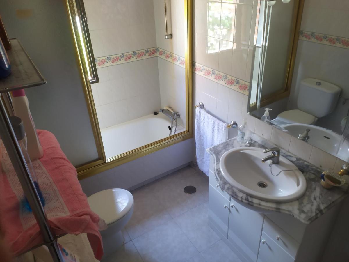 Habitacion Privada Triple Толедо Екстер'єр фото