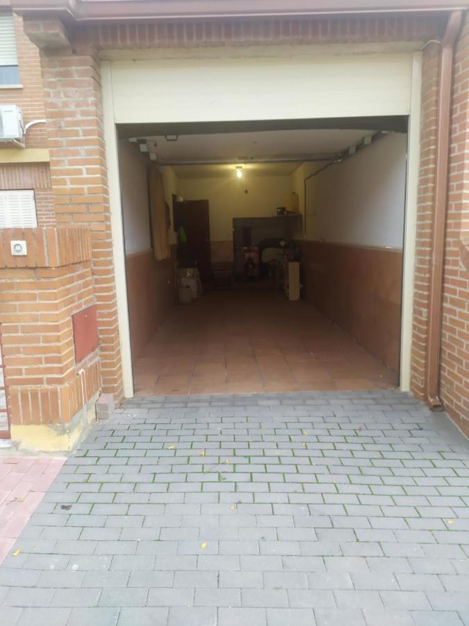 Habitacion Privada Triple Толедо Екстер'єр фото