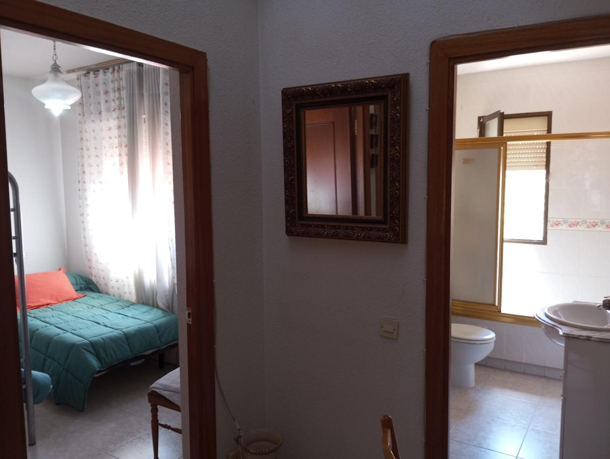 Habitacion Privada Triple Толедо Екстер'єр фото