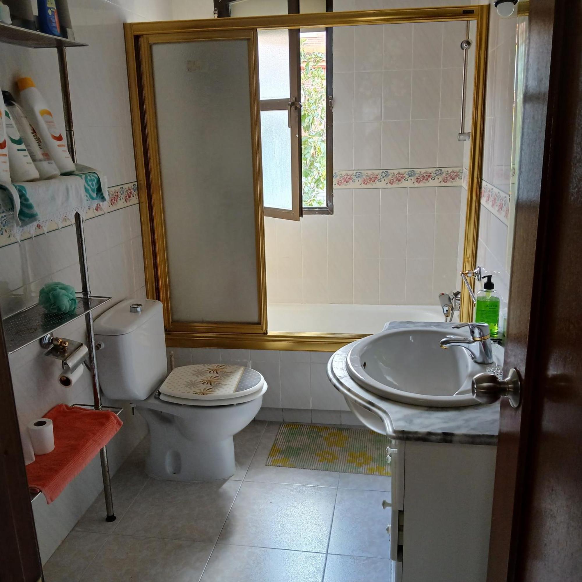 Habitacion Privada Triple Толедо Екстер'єр фото