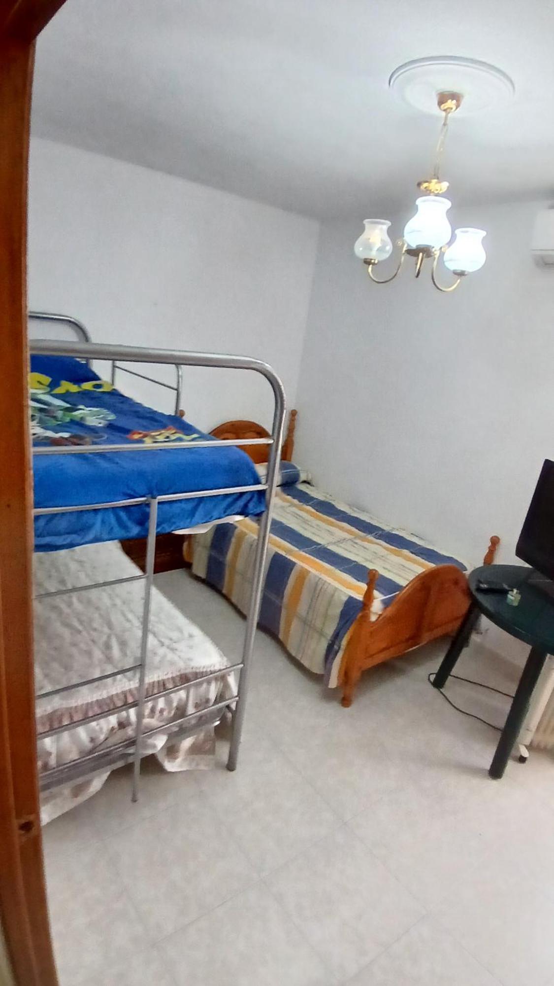 Habitacion Privada Triple Толедо Екстер'єр фото