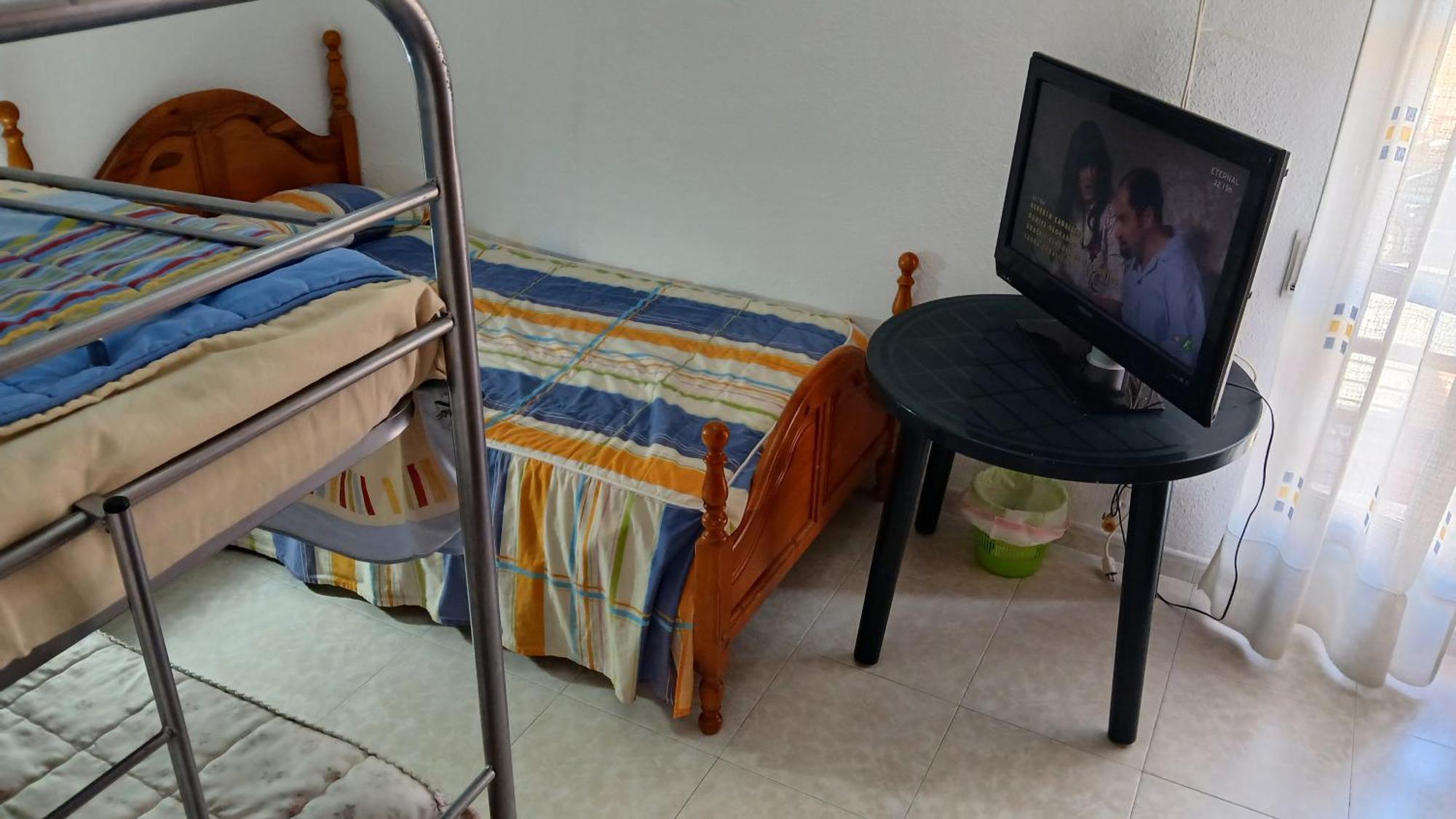 Habitacion Privada Triple Толедо Екстер'єр фото