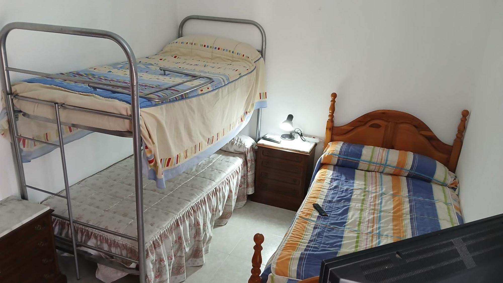 Habitacion Privada Triple Толедо Екстер'єр фото
