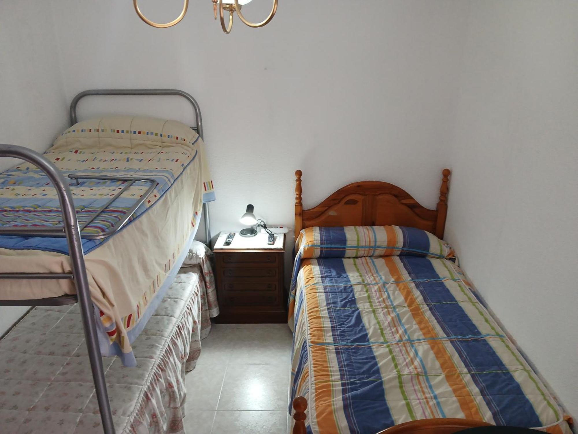 Habitacion Privada Triple Толедо Екстер'єр фото